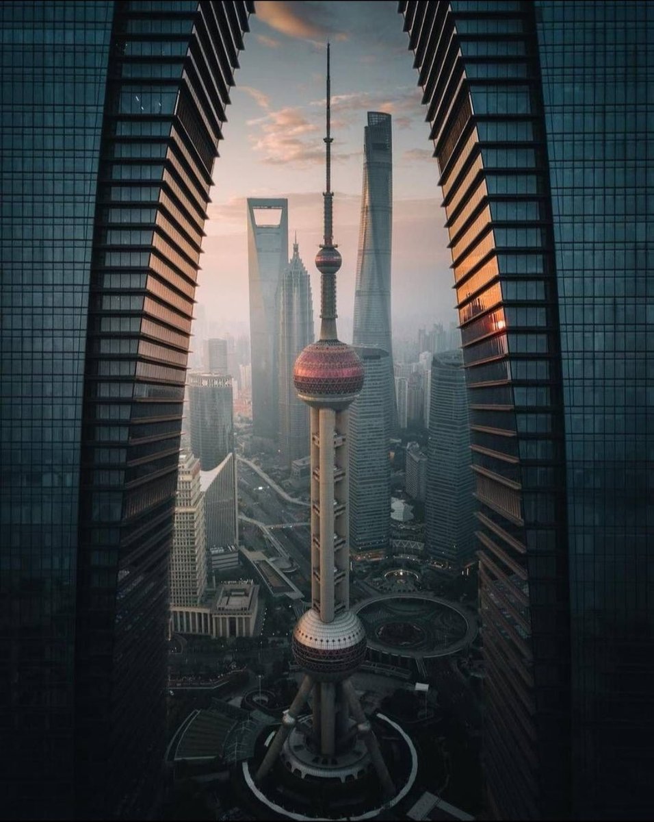 archixpress's tweet photo. Shanghai today is dominated by super tall skyscrapers from the 632 meter tall Shanghai Tower to the Oriental Pearl Tower. Take a look at what makes Shanghai sparkle today: https://t.co/YxVpklR1Ul #shanghai #shanghaiarchitecture #architecture #shanghaitower #jinmaotower #china https://t.co/jDiI5hhSk2