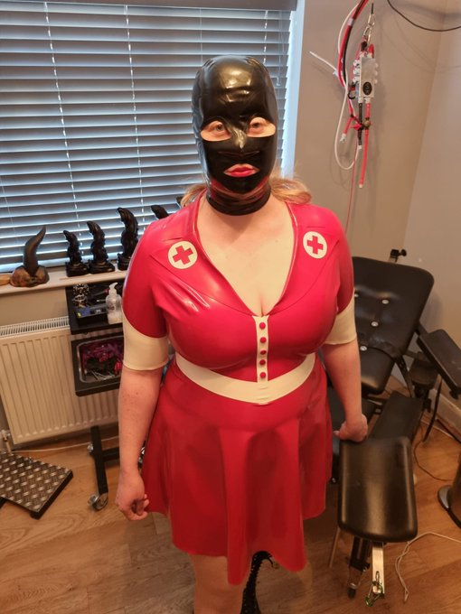 Lady in Red https://t.co/S8F8TtNMlN<a href="/tag/tremblr"class="tags"><span>#tremblr</span></a>