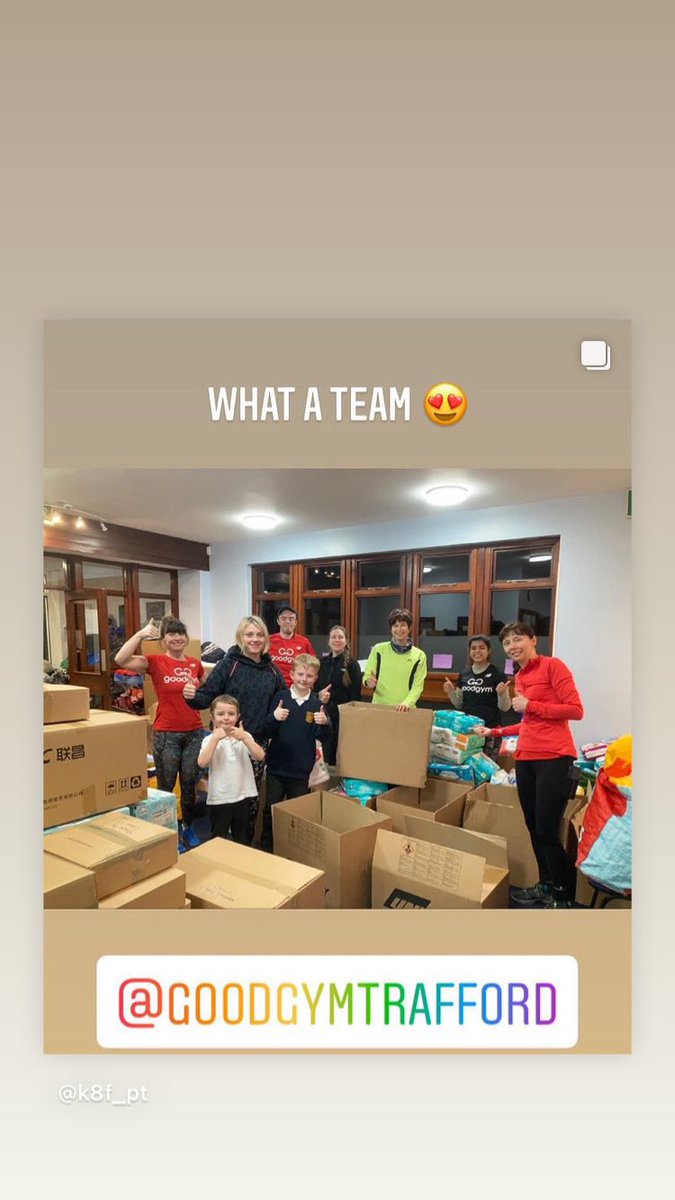 GoodGymTrafford's tweet photo. Last night we partnered with @TraffordVetsUK to help sort, pack and organise a massive amount of donations to support Ukrainian refugees. A huge and humbling task. Here’s the report: https://t.co/ED0PAC27hn https://t.co/cap6T3rv6F