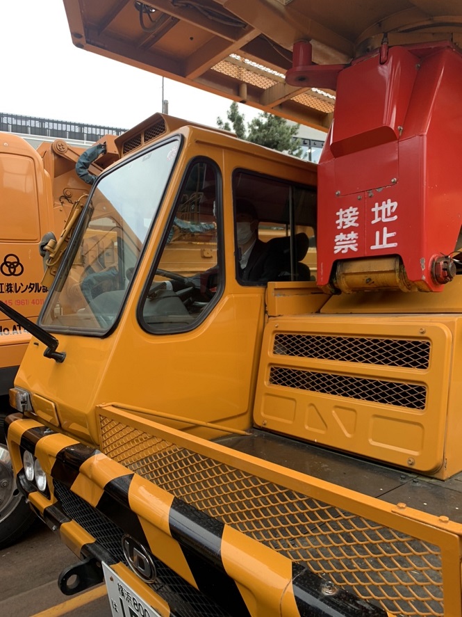 株式会社キナン 高所 橋梁点検事業部 公式 先日 三和機工さんの車庫にお邪魔しました このキャブは なんと貴重な貴重なat 300s 30mスーパーデッキ です 間近に見る事が出来て 最高の時間でした 高所作業車 キナン 三和機工