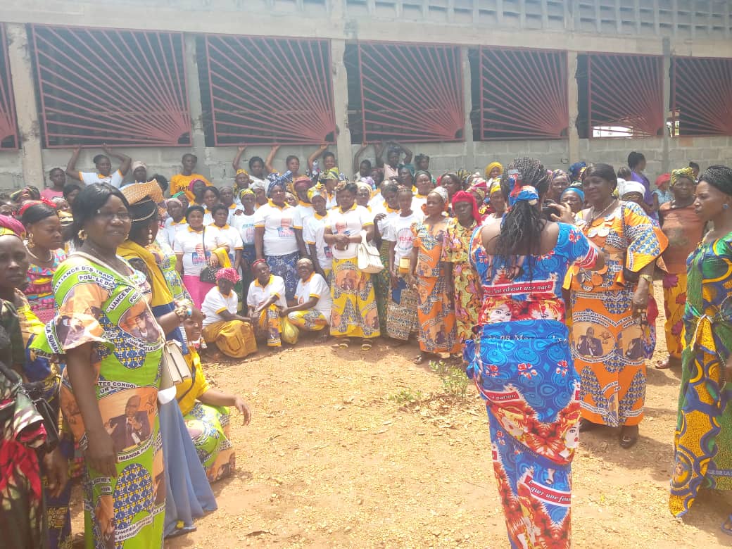 AtdOfficielle's tweet photo. Diverses activités ayant émaillé la journée internationale des droits des femmes au sein de l'Alliance des Travaillistes congolais pour le Développement, formation politique chère au Sénateur José Makila.

Femme de l'A.T.D - capable - digne - forte et déterminée !!! @alpha_benza https://t.co/G4RkfeDd2p