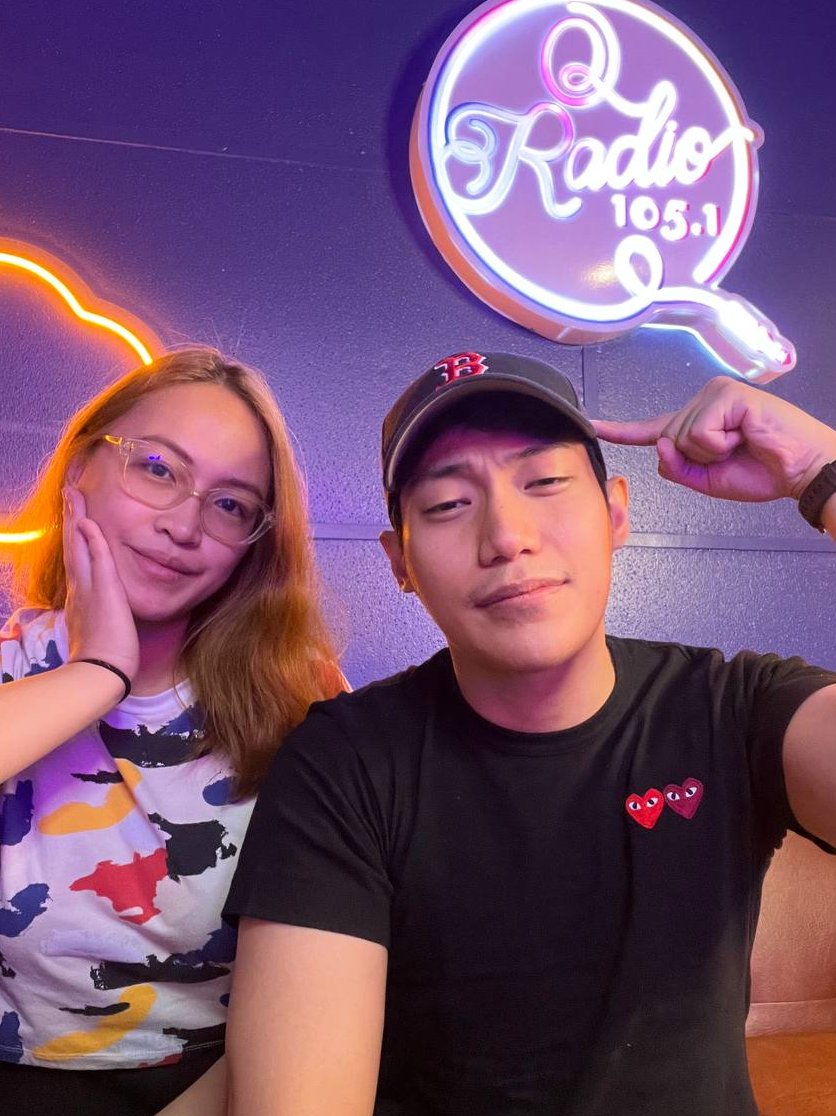 qradio105fm's tweet photo. Hang out with the #QRushHour and put your thinking caps on! Let's answer today's #PiQASide: What's more important - skill or attitude?
Playing #Enumerate later from 5pm to 6pm, call in for a chance to win 105.1 pesos! 632-105-1051 via ZOOM! https://t.co/Vwr84h6mh2