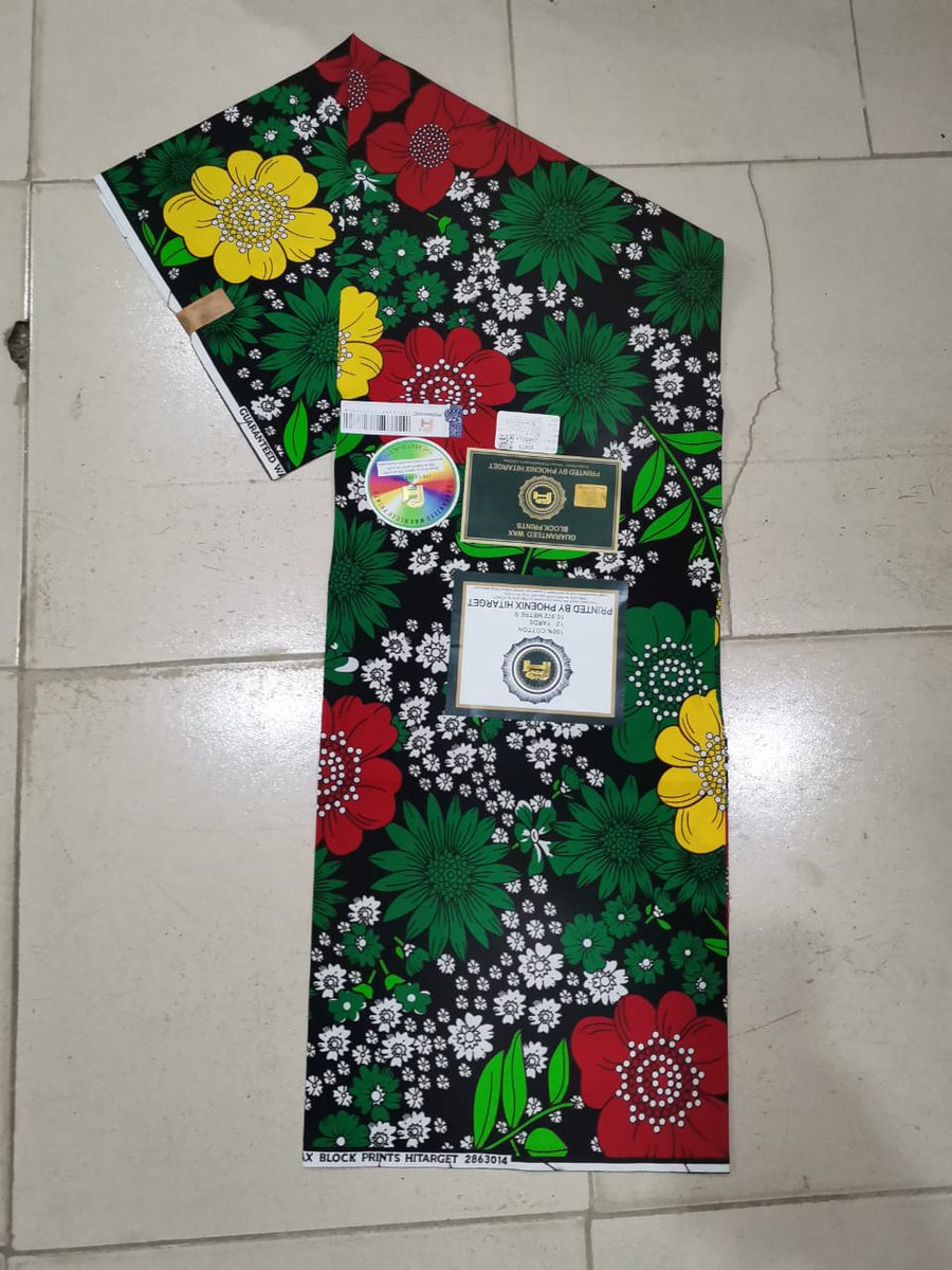 Chysohm's tweet image. Ankara 🔥 🔥 🔥 🔥

6 yards of Ankara this beauties are for 6k only
Mother&apos;s day is around the corner, you can start picking your gifts now

Please RT my customers are on your TL