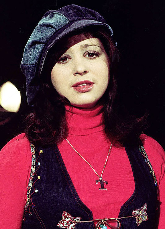 Happy Birthday to Tina Charles.
(10 March 1954)
\I Love to Love, But My Baby Loves to Dance\). 