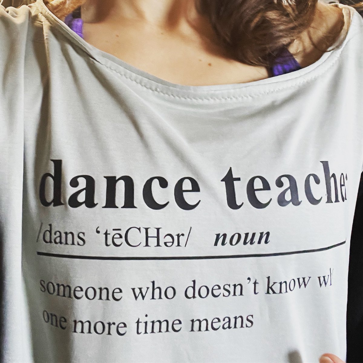 AAlosery's tweet photo. Blij met mijn nieuwe lesgeef-outfit!

Mede mogelijk gemaakt door @OriginalOllies 🙌🏻

#danceteacher #danceteacherlife #outfitoftheday https://t.co/VXwoRUI2Pe