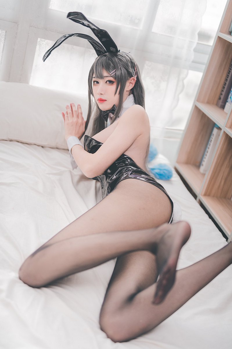回家就变兔女郎！ https://t.co/77GhRsk6S9