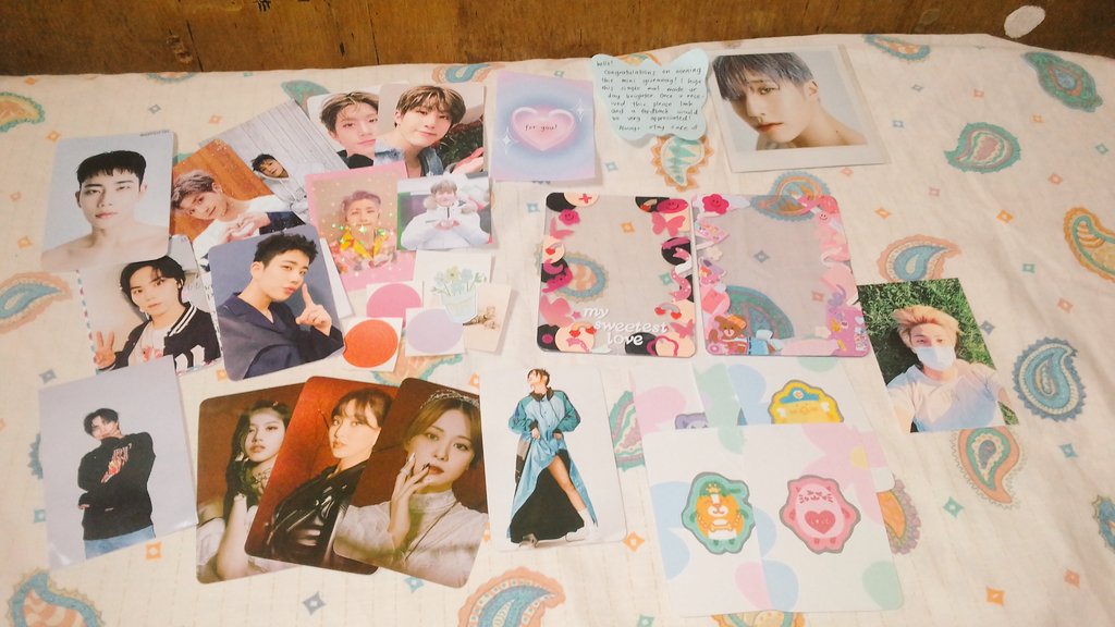 Aroha01876674's tweet photo. #starRfeedbacks ahhhh~~ang ganda po ate Lara😭I just win po jinjin pola but look what I get❤️ thank you po ng malaki!!!!andaming umuwi kasama ni jinjin>•< thank you po!! @ST4RCART https://t.co/DuTGygf2I3