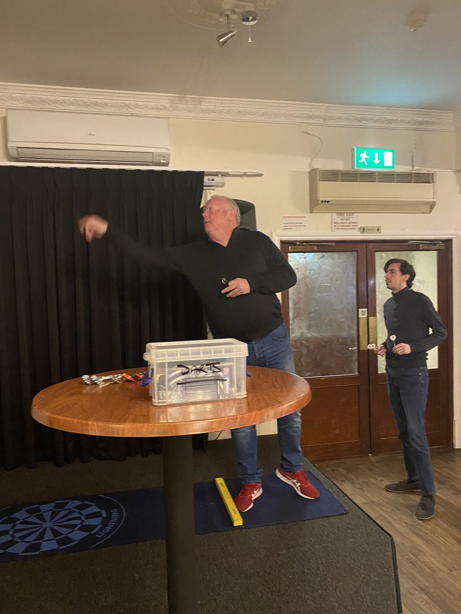 Romfordgolfclub's tweet photo. Wednesday evening darts #rgcdarts #rgcsocial #rgc https://t.co/S6LKEg6d42