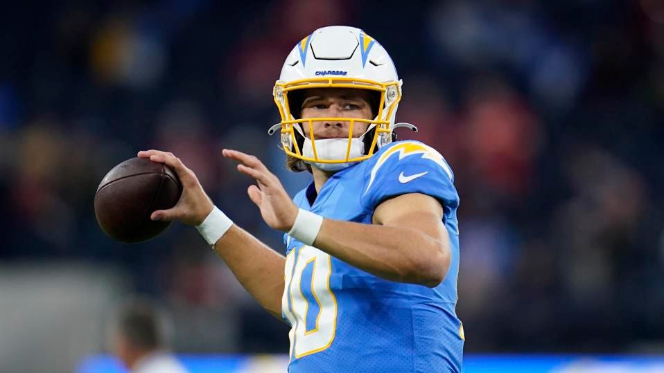 Chargers_Union's tweet photo. HBD TO THE BEST QB IN THE NFL ⚡️🔥 https://t.co/PSZPSVvoD0