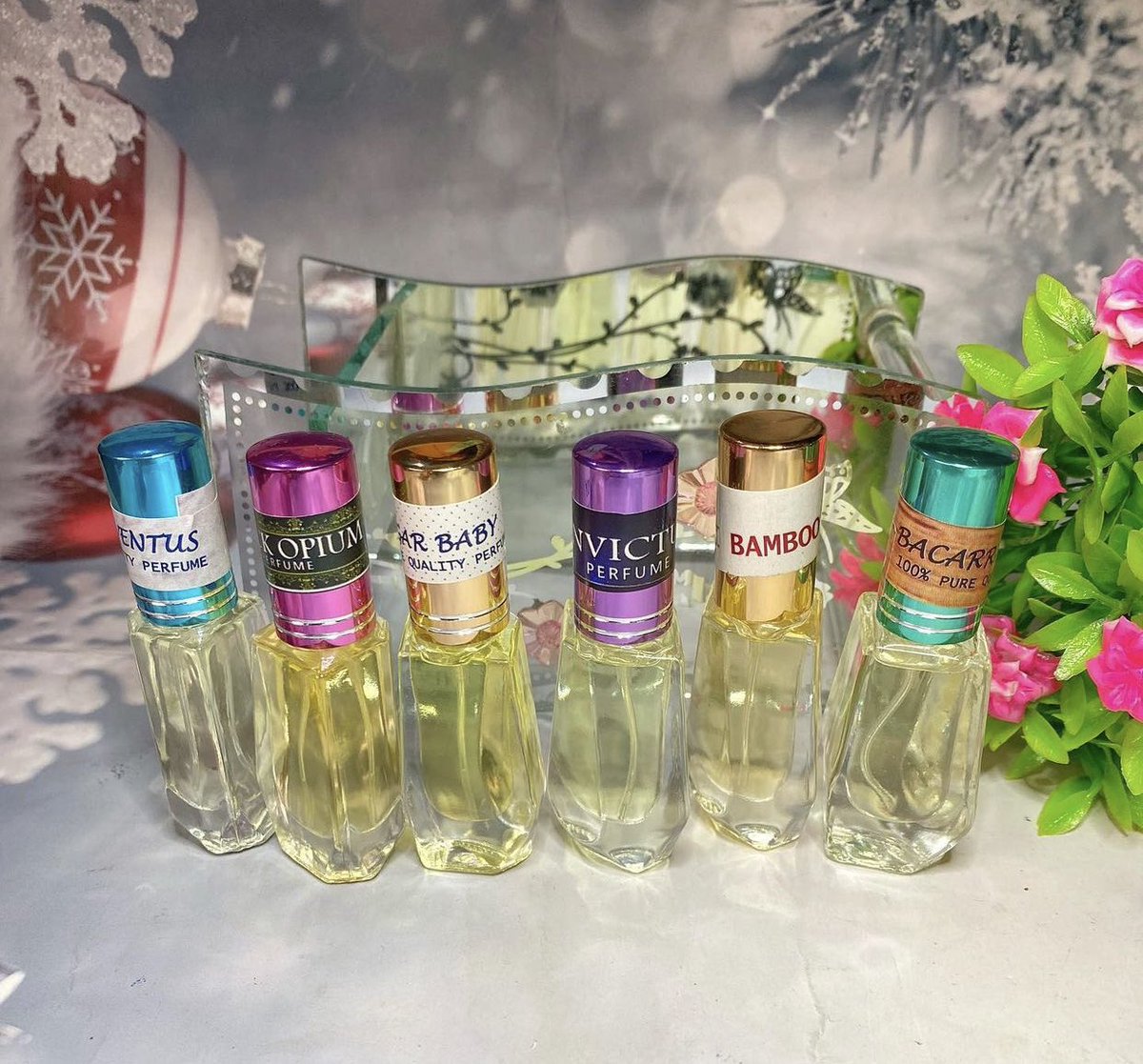 dropsofshine's tweet image. Why do you go out all day without the need to smell great?☺️
We have perfume oils for as low as #600
Body sprays available too 
📍Lagos
Delivery Nationwide 
Please RT