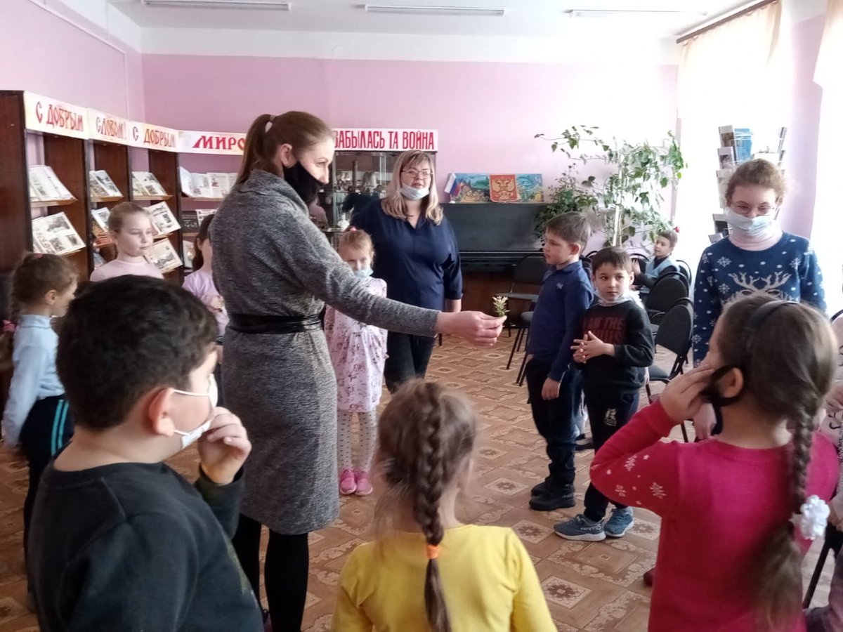 9 марта в рамках празднования Международного женского дня в центре творческой реабилитации детей "Вдохновение" МБУК КИТЦ "Спектр" была проведена детская игровая программа "Весенняя мелодия".