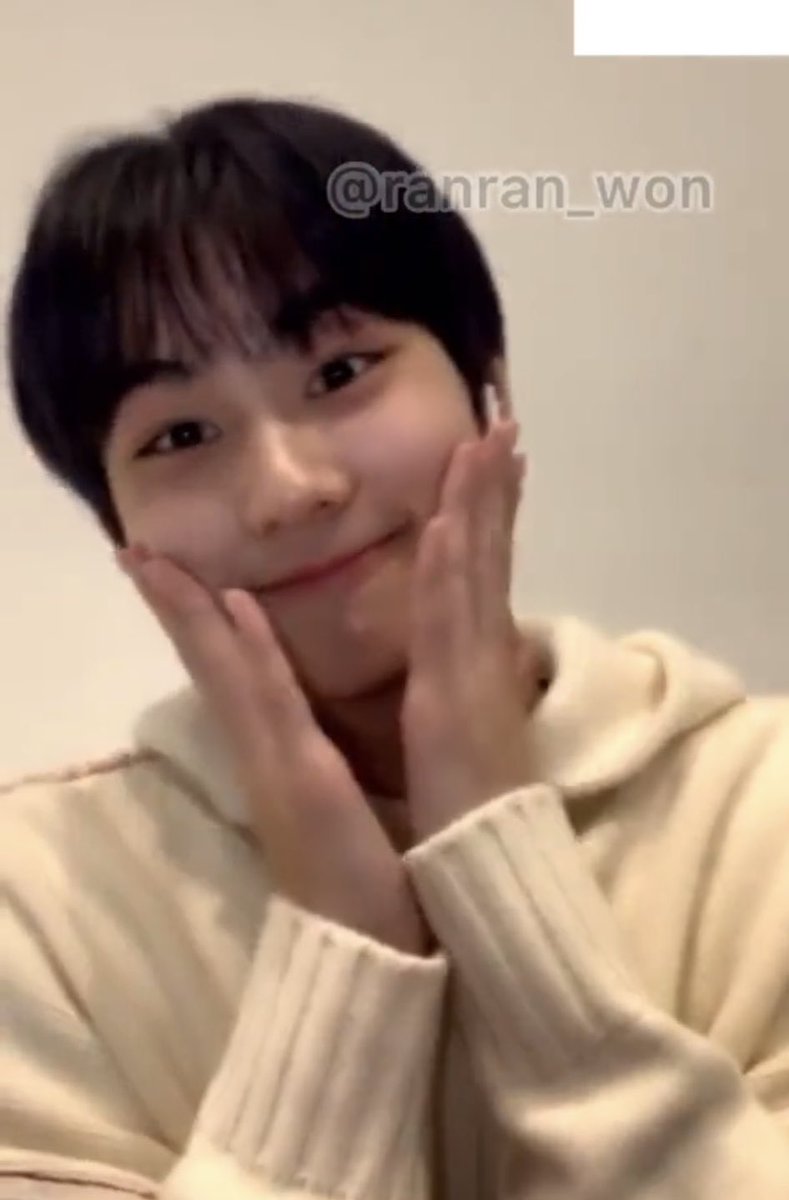 yangsland's tweet photo. 보고싶드아
보고싶드아 https://t.co/Go1uhCOtex