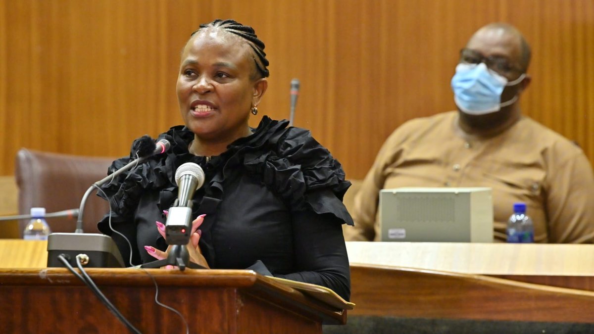 CapricornFMNews's tweet photo. #PPRoadshow Public Protector Advocate Busisiwe Mkhwebane says it should not be difficult for government entities to implement recommendations set out in various reports by the Office of the Public Protector. RM https://t.co/uPBcnm5IAM