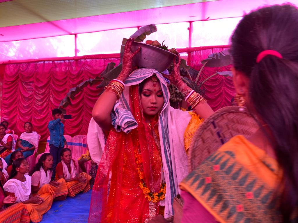 MoniManika's tweet photo. द बोसोर गोसो गोरोबलायनायनि उनाव जों सानैनि गोसो गोरोबलायनाया मोबथां महर मोनबाय । बिनिखायनो आफा अबंगसायखौ रोजा रोजा साबायखर बावो । https://t.co/UjCTRzrB4i