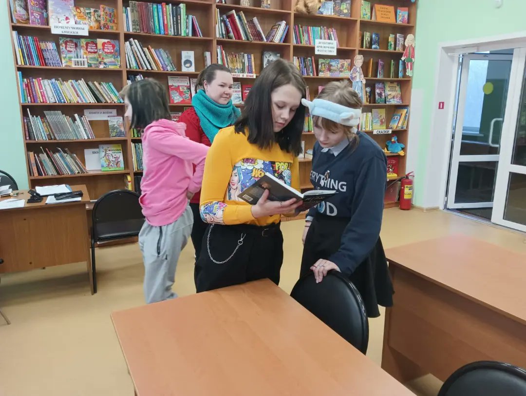 9 марта 2022 года в Ленском отделе обслуживания прошёл обзор книжной выставки "Мы за здоровый образ жизни".
#любимыйпавловскийпосад  #соткандлятебя #pplib
#библиотекиПодмосковья #ПавловскийПосад 
#Ленскаябиблиотека
#Ленскийотделобслуживания
#НашеПодмосковье #КультураМО
