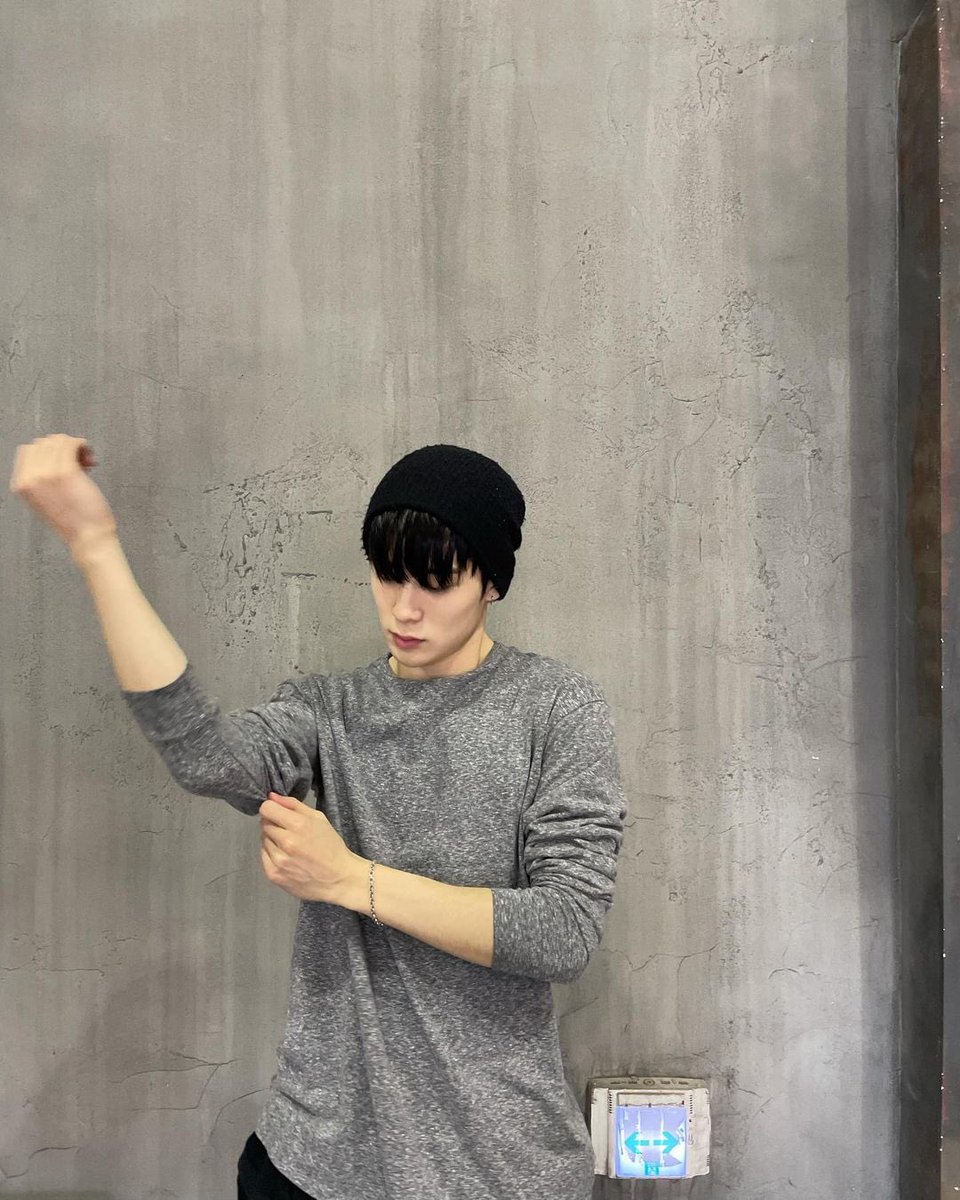 JJHLOOKS's tweet photo. https://t.co/xlZCn4u9Jz