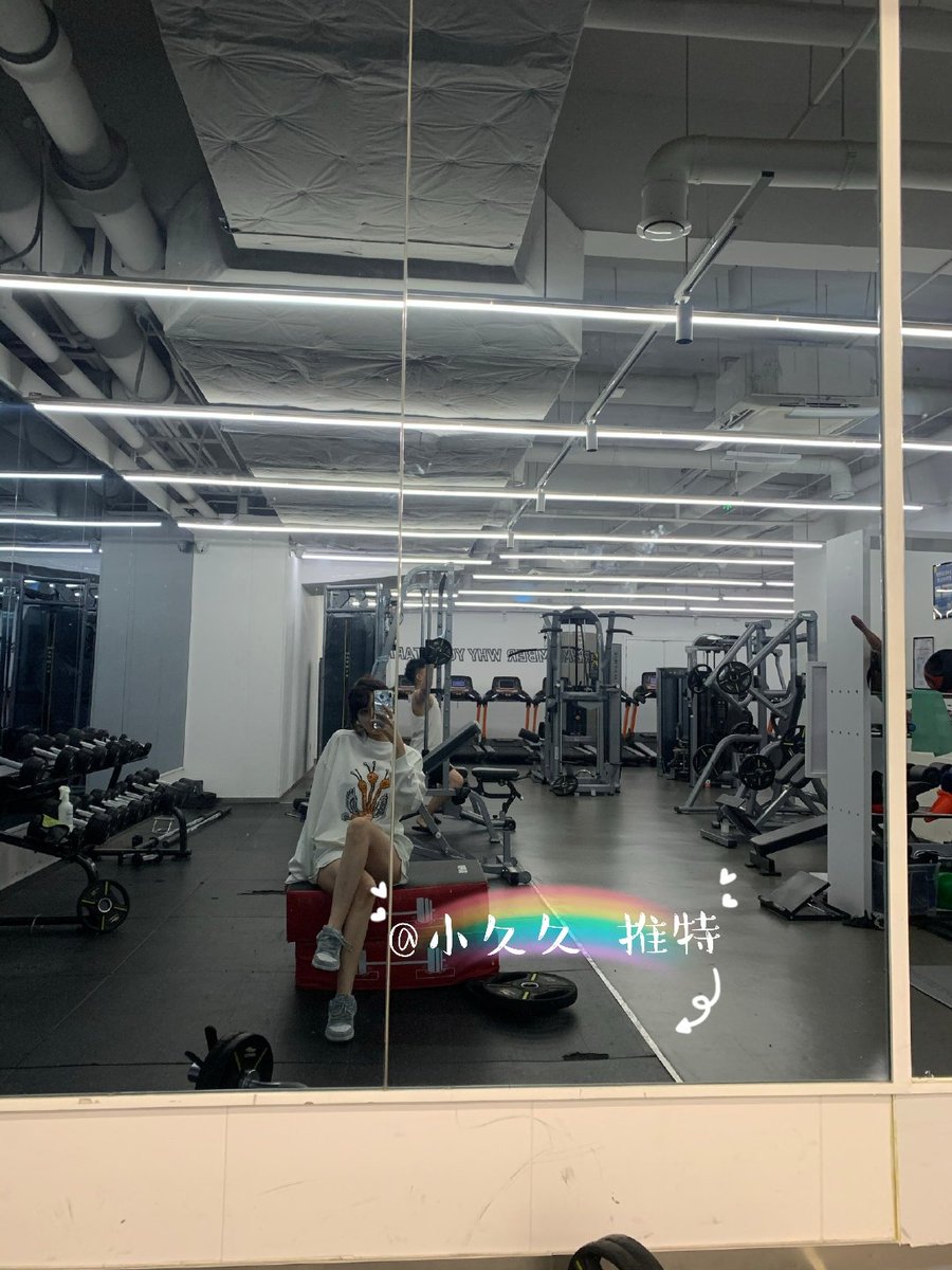 老板，来个陪练，大肌肉的那种 https://t.co/o4n0YQF6eQ