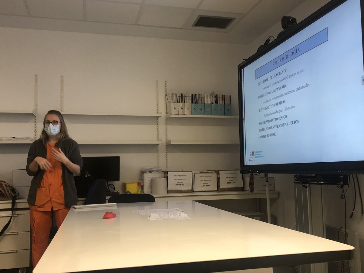 Mic_Inf_Maranon's tweet photo. En la sesión clínica de hoy nuestra compañera Laura García Fernández del servicio de Infectologia Pediatrica ha revisado un caso de botulismo. https://t.co/Uml5MTmT5v