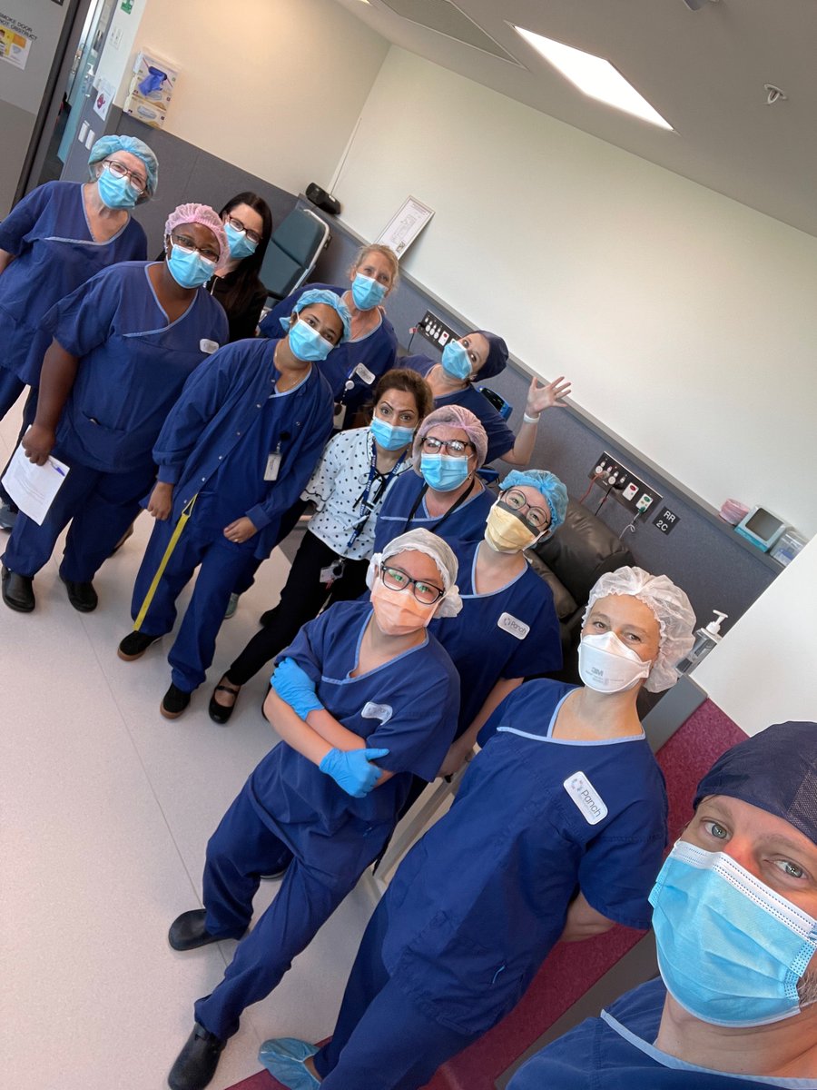 Eye_Institute's tweet image. For the 'Selfie Sight' prompt of Glaucoma Australia's 7 Sights in 7 Days challenge, we have a couple of group selfies from our day surgeries: PANCH day surgery in Preston, VIC (Pic 1) and Windsor Gardens Day Surgery, SA (Pic 2).

#TreatYourEyes #optometry #ophthalmology #glaucoma