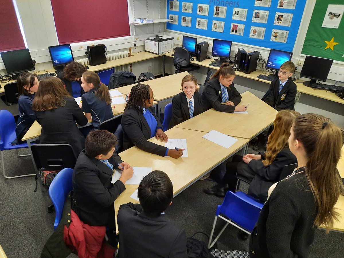 BishopChalComp's tweet photo. Year8 pupils at AWS bootcamp session working on developing their apps @amazon @AWS #AppForGood https://t.co/wmpwxQcDf8