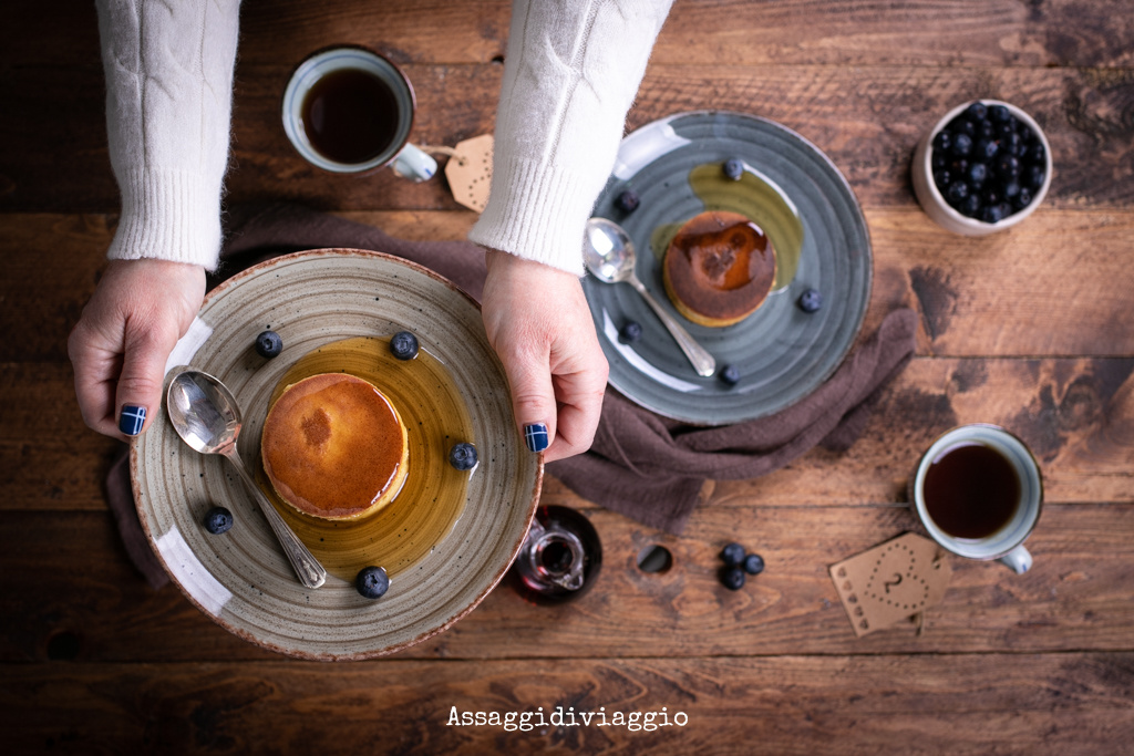 Conoscete i #pancakes giapponesi?
Sono simili ma anche un po' diversi da quelli americani.
La prima cosa che si nota è che sono molto alti :-D
La #ricetta la trovate qui:
assaggidiviaggio.it/2022/03/japane…