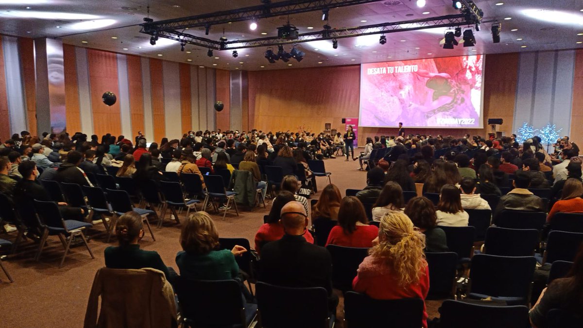 FundacioSERGI's tweet photo. Dissabte joves de #LloretdeMar i de #Salt vam participar a la festa Zingers al #ZingDay.

😊 Gràcies @ZingProgramme i @nouscims per fer-nos partícips i especialment per fer que les #joves becades siguin les protagonistes!!

#acompanyament #portadAcces https://t.co/f0w7uqscOY
