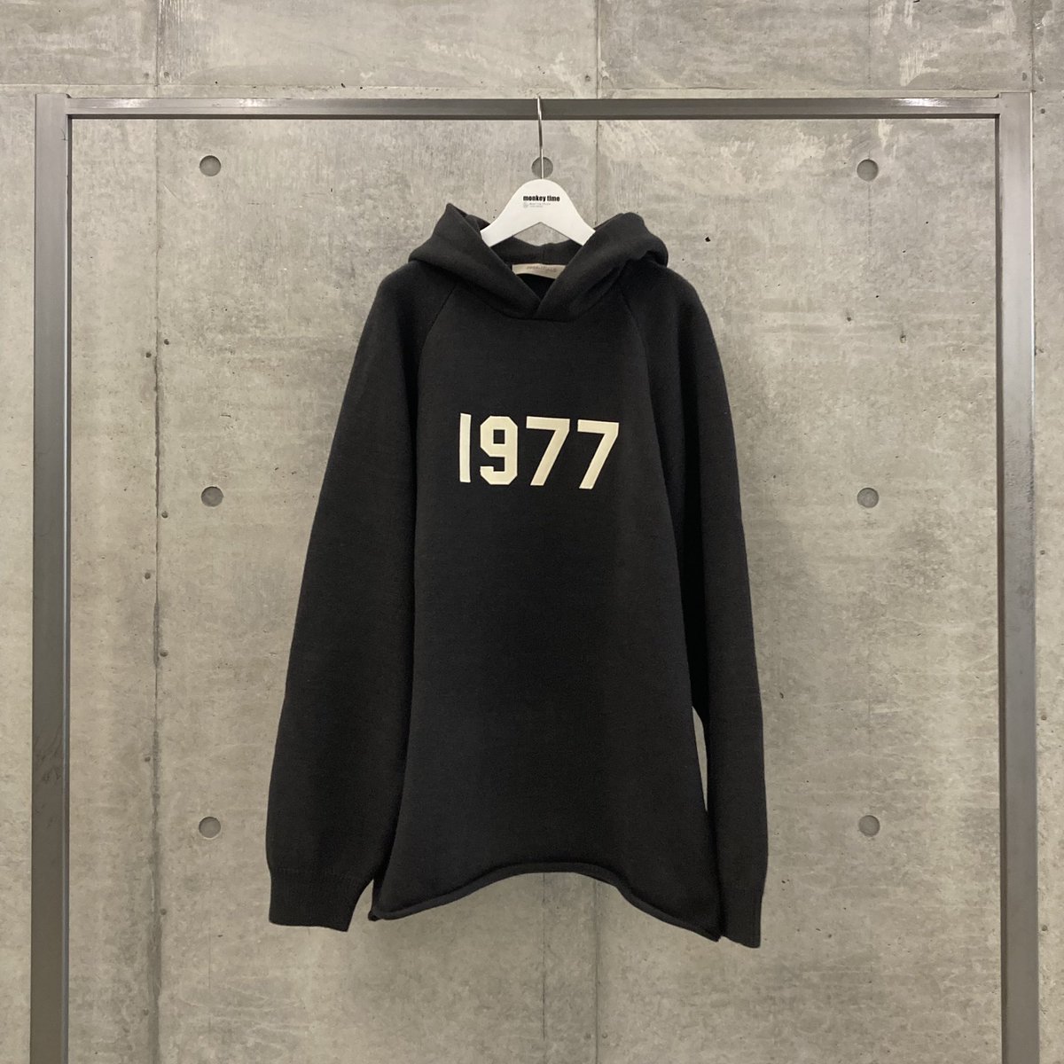 <FOG ESSENTIALS>

KNIT HOODIE
color:Natural,Black
size: S M L XL
¥16,500-(tax in)

3月11日(金)より店舗発売致します。
翌日12日(土)よりお電話いただければ店舗からの通販対応可能となっております。
お気軽にお電話下さい。
℡03-5464-2773

#FOG
#FOGESSENTIALS
#ESSENTIALS
#monkeytime