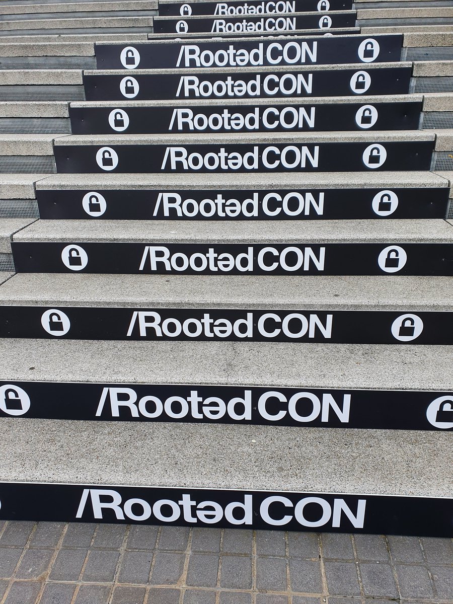 alfonso_chic's tweet photo. Ya había ganas #rootedcon https://t.co/mSnf0OpAH6