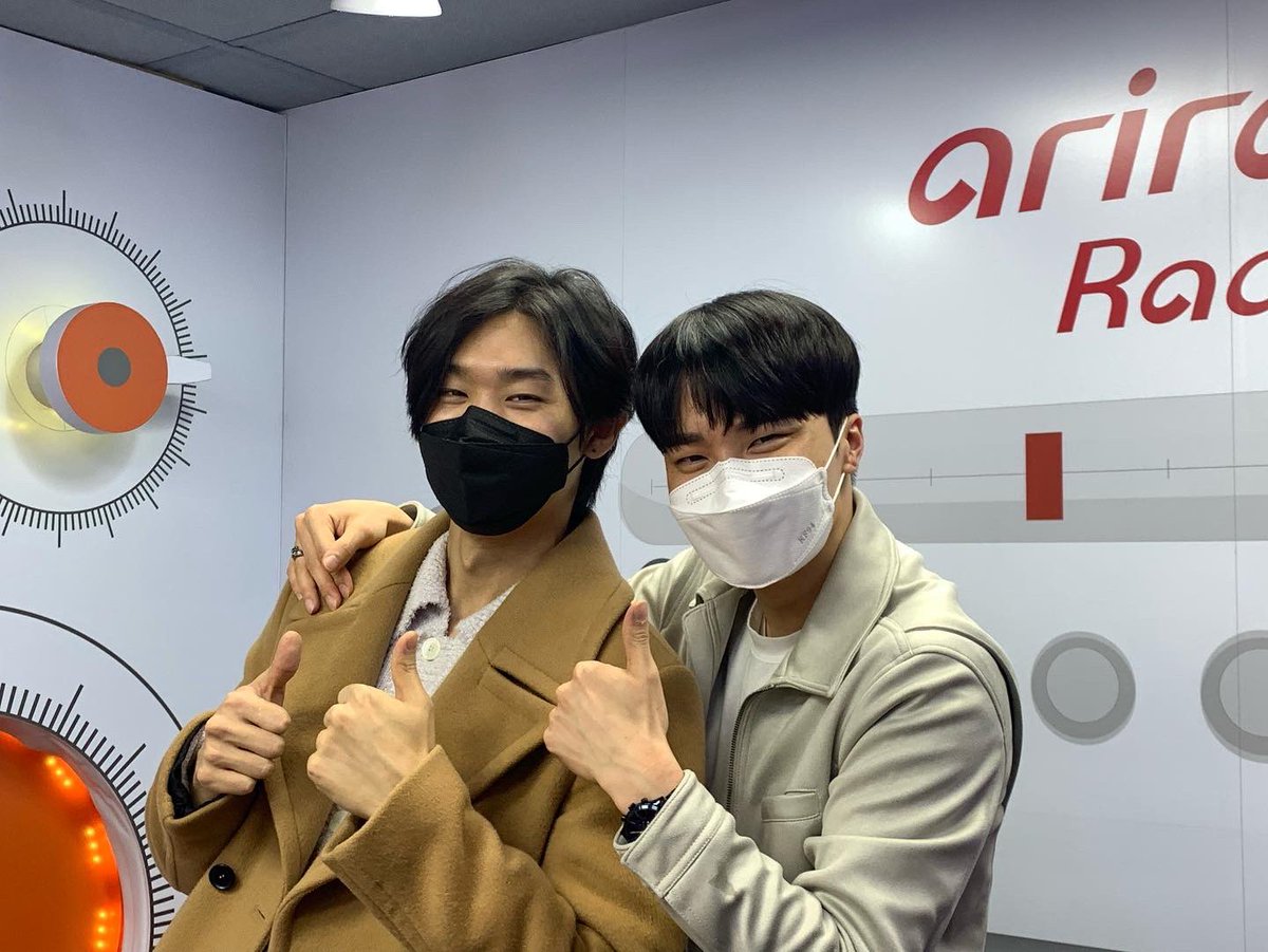 musicaccess0304's tweet photo. #MUSICACCESS
#TMB_Text_Me_Back with #DEMIAN 🍑

Replay V LIVE
▶️ https://t.co/grtsFTk5pE

#musicaccess #arirangradio
#뮤직엑세스 #아리랑라디오
#bigflo #빅플로 #LEX #렉스 
#DEMIAN #데미안 https://t.co/RfvKalMtyG