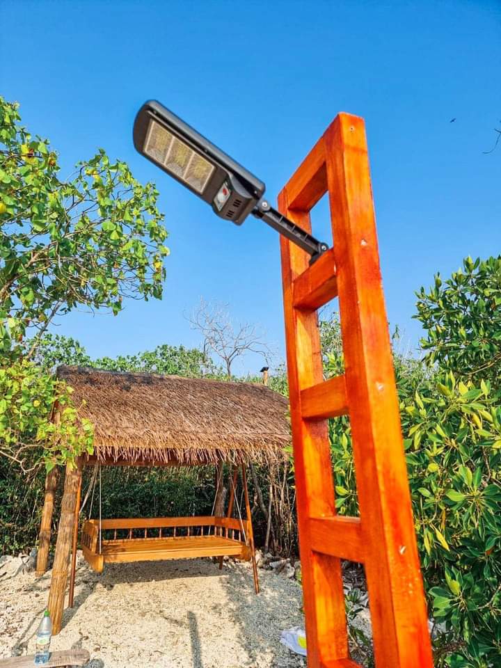 MolhadhoCouncil's tweet photo. The Eco Park project was carried out by HA, Molhadhoo Chill Bro's Youth Club - (CBYC). The project focuses on increasing awareness and encouraging visitors to experience the natural beauty of the area (Kandoofaa) while helping to preserve it for future generations. https://t.co/9EseojhQ7J