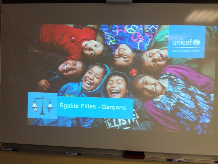 CollegelouiseM's tweet photo. Sensibilisation aux droits des enfants dans le monde, à l'#egalite filles-garçons et aux stéréotypes pour les 6è avec notre partenaire @UNICEF #semaineegalite  @egalite_gouv #ODD5 @Min_Territoires @ac_normandie https://t.co/PNrudROlOV
