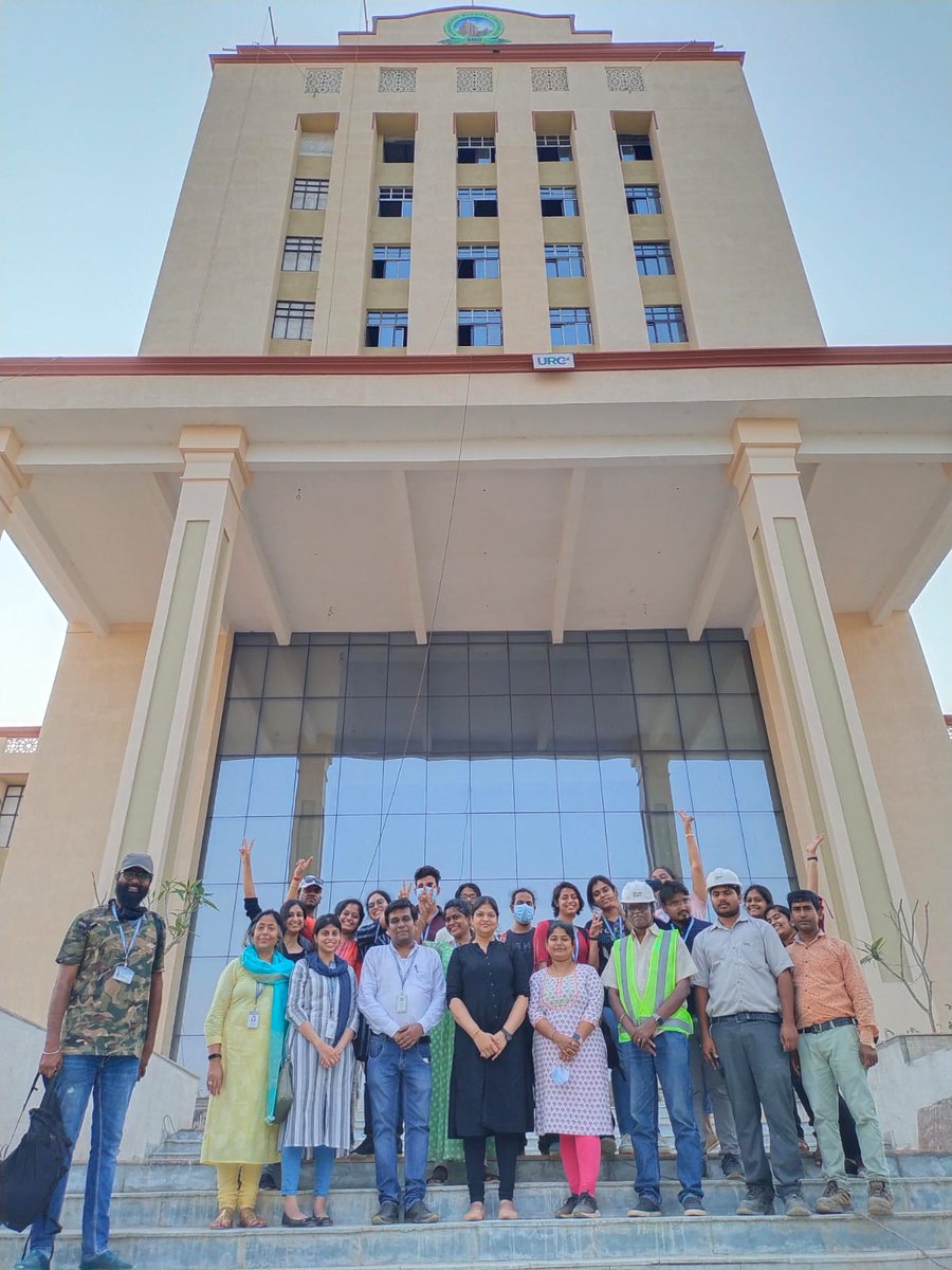 BSCL_BBSR's tweet photo. A group of M. Arch students and professors from GITAM Visakhapatnam paid a visit to the BMC ICOMC building of Smart City. This is a significant building aiming for a 4-star GRIHA rating. https://t.co/qPyjSnIIo1