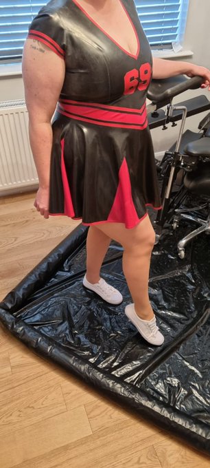 Who doesn't love a cheerleader with multi purpose plimsolls that are ready for spanking https://t.co<a href="/tag/newprofilepic"class="tags"><span>#newprofilepic</span></a>