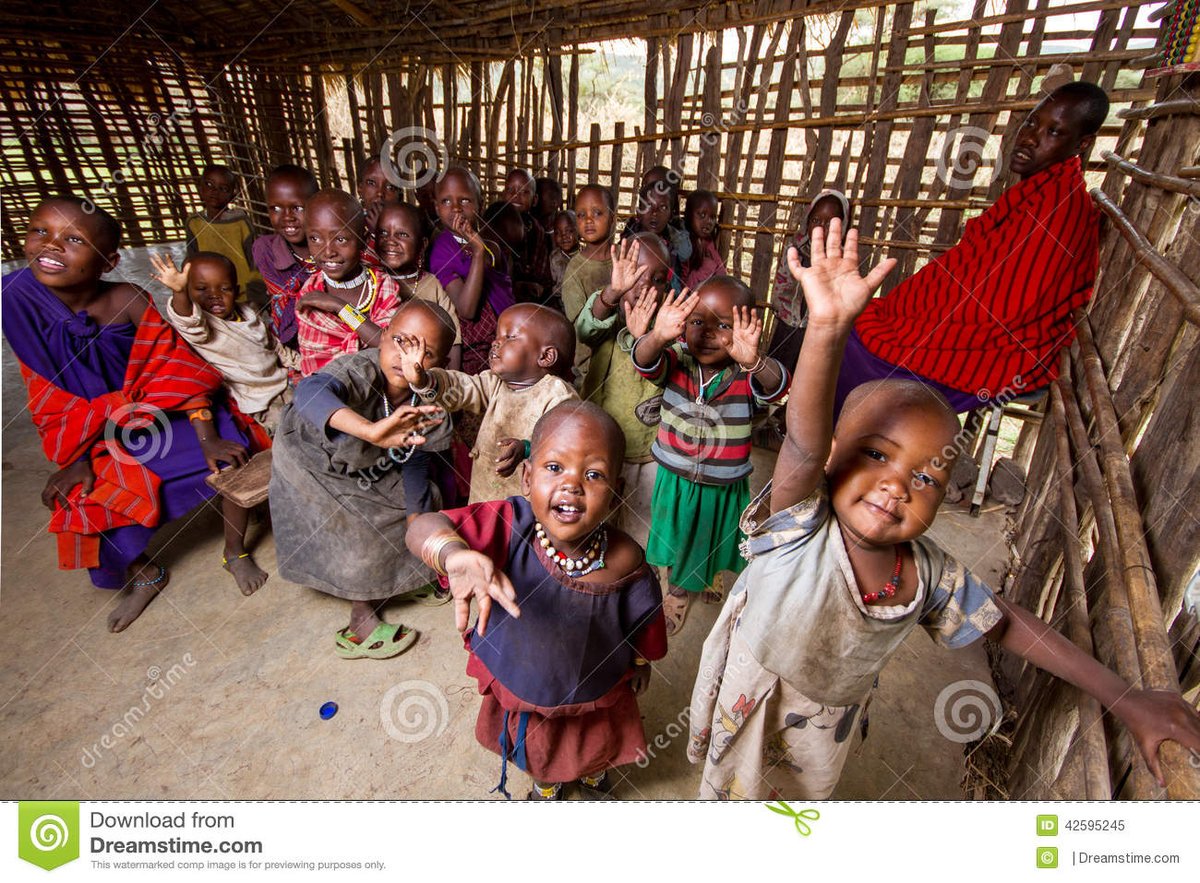 GiselleHuerta16's tweet photo. Many local communities in Africa do not have access to an education. Sanctuaries and organizations provide these communities with education, while also teaching them about chimpanzees and how to practice sustainable agriculture and conserve their local wildlife #39canimals https://t.co/3dzZ0BK9Dm