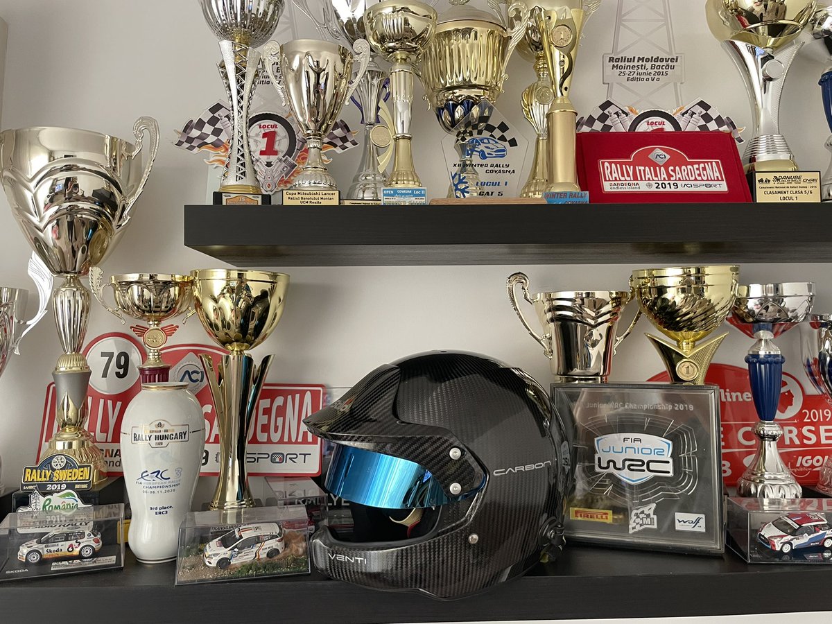 gabyrally's tweet photo. This year i will start my 20th rally season.
So,welcome home Stilo Venti 🙌⛑🏁
#stiloventi #anycompetitiononehelmet #stilohelmets #codriverlife #morethanpassion #livelifeflatout #rally #motorsport #codriver @StiloOfficial https://t.co/O1jFMn4WaY