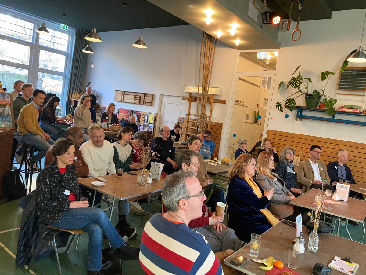 Energie ontbijt van @02025Amsterdam in Midwest. Veel energie in Stadsdeel West