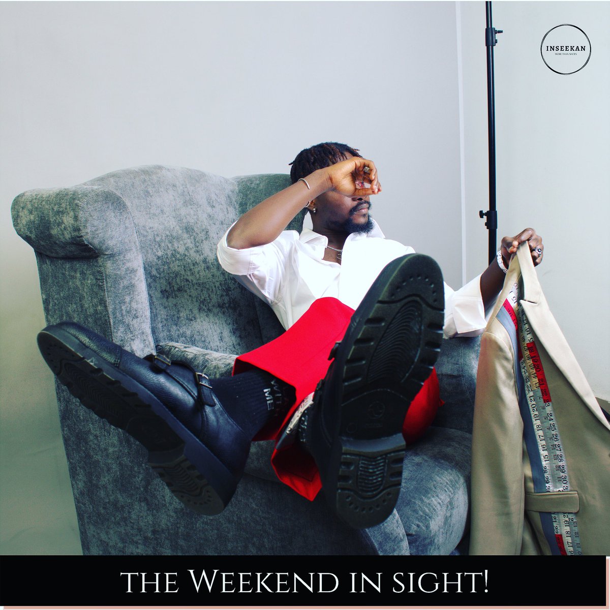 INSEEKAN's tweet photo. Stay jiggy, wear Inseekan.
#Inseekan #ootd #Thursday #Weekend https://t.co/jm25jnqAyA
