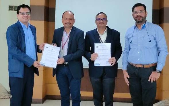 DYPIEMR1's tweet photo. To promote the co-operation in ‘Entrepreneurial’ and ‘Start-Up’ activities,
the MOU is signed between #Entrepreneurship Development Cell of Dr D Y Patil Institute of Engineering, Management & Research, Akurdi Pune (#DYPIEMR) and Pimpri Chinchwad Startup Incubation Center (PCSIC). https://t.co/rCK1zajsTv
