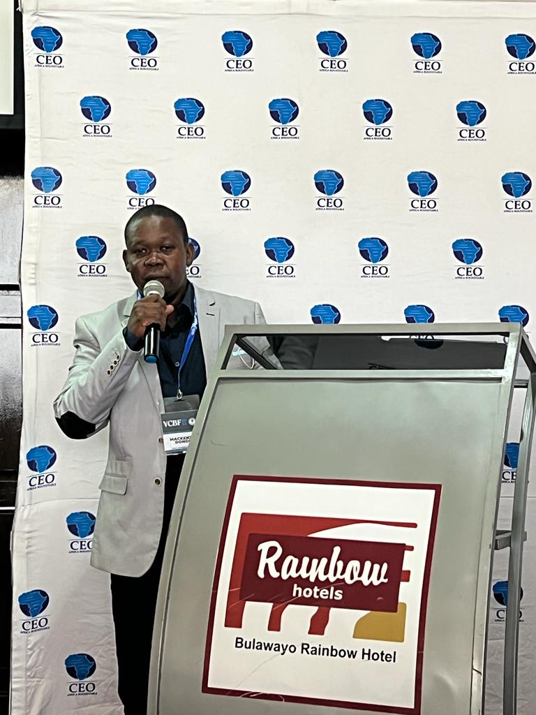 CEO_AfricaRT's tweet photo. Avoid Loans when starting a business, do not limit your self to your expertise, avoid a flashy life, continue being professional (be ethical and regularize your business)-Mackenzie Dongo, Chairman ZNCC Matebeleland Chapter
@ZNCCNational
#YCBF 2022 #Breakthrough to excellence https://t.co/t7qw4dKHAr
