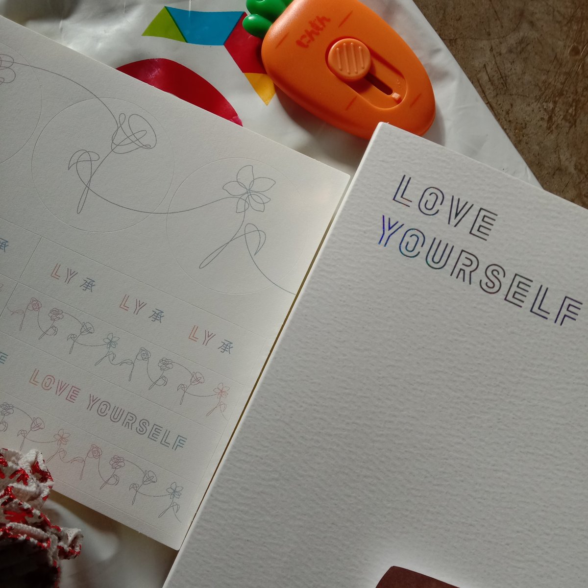 euphoria_min's tweet photo. - thank you so much po @calixtagives dumating na po yung album, thank you din @pjmtan_  congrats satin<3 #calixtagives https://t.co/r6McIPspuR