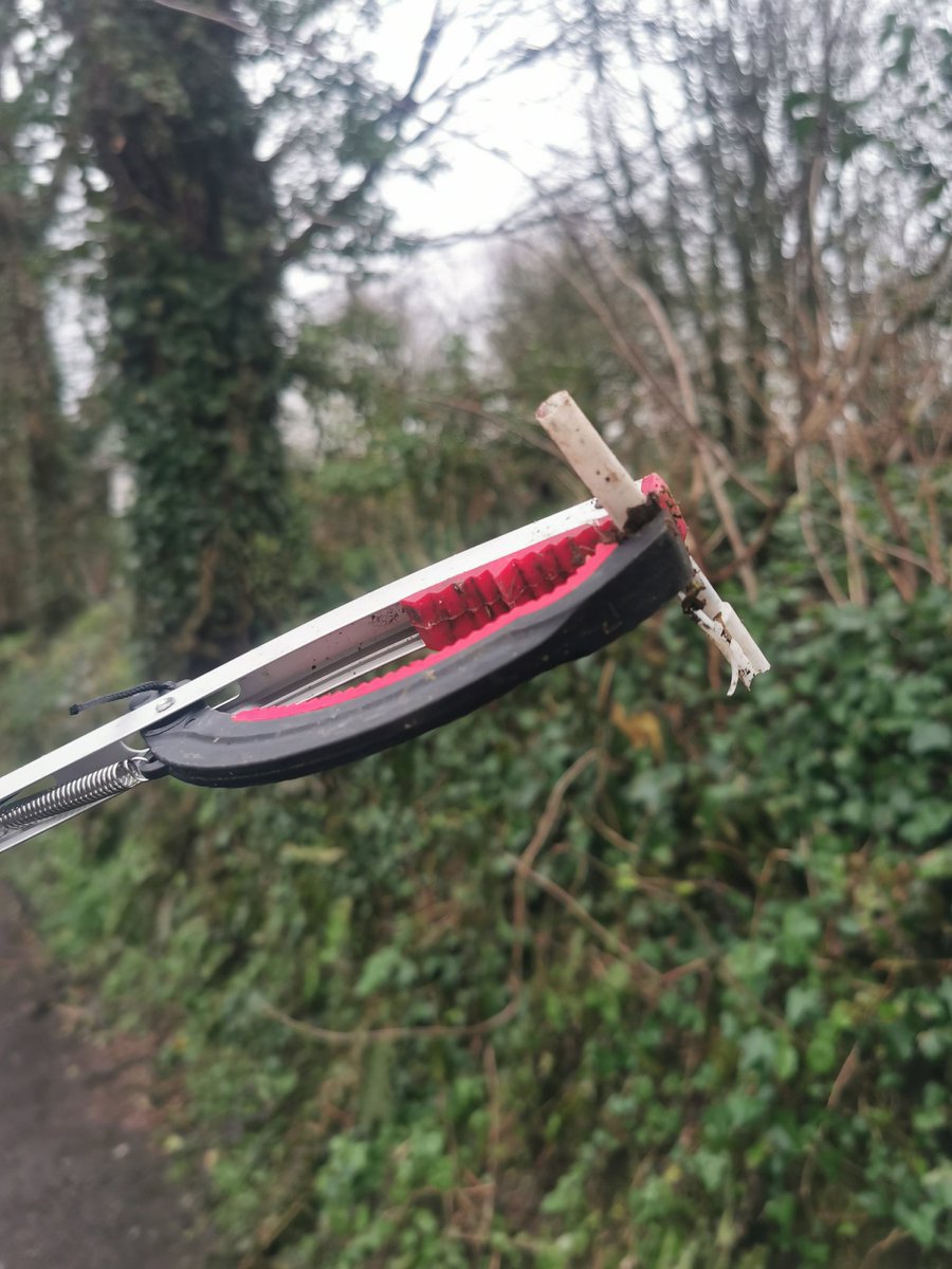 StTidy's tweet photo. Good Dawn litterpick this morning at Tregorrick layby, dozens of pieces of litter removed from a relatively small area @CleanCornwall @KeepBritainTidy #Cornwall #StAustell https://t.co/AMrUhcPaQ3