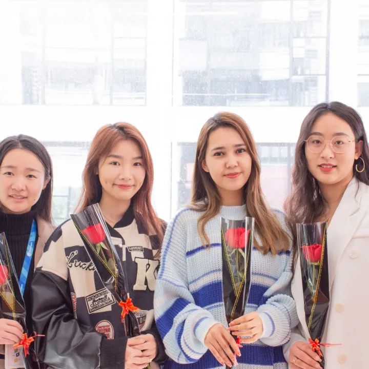 RockySaaS's tweet photo. On the occasion of International Women's Day, Panxing Shuzhi also prepared exquisite gifts for the outstanding, beautiful, confident and generous fairies of the company, and sent them commendation and blessings! https://t.co/E1eVxk2Zqf