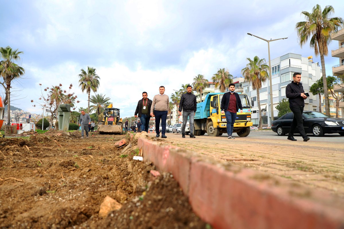 AdemMuratYucel's tweet photo. 3- Hizmet yatırımımız tamamlandığında, Alanya merkez Anıt önünden bisikletiyle çıkan bir vatandaşımız 21 km kesintisiz olarak Kargıcak’a kadar gidebilecek.

Alanya'mız için üretmeye ve hizmet etmeye devam edeceğiz. https://t.co/fhJPv0Onkc