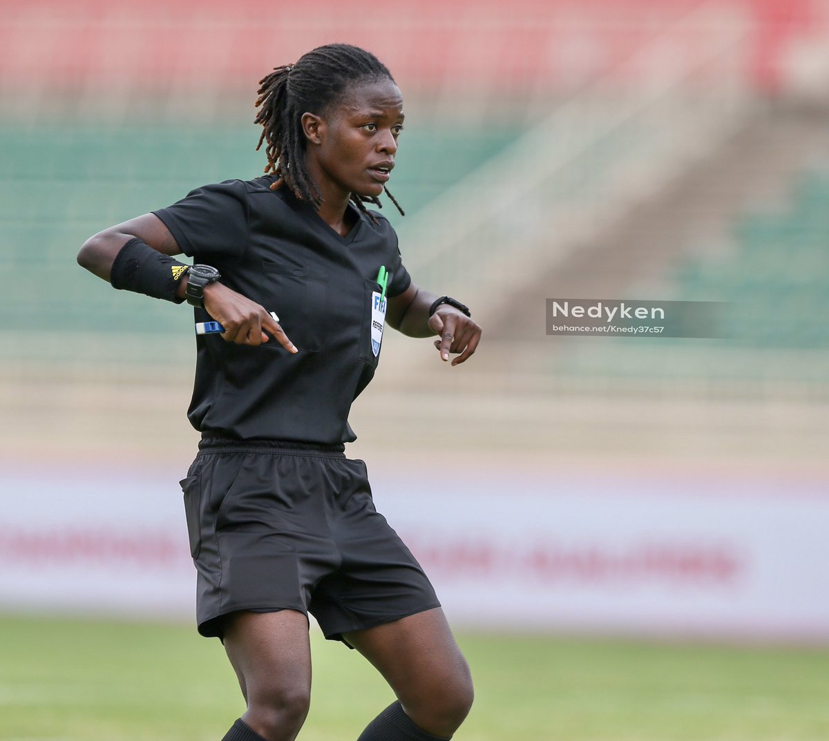 Nedyken5's tweet photo. For international Women’s day 2022 and beyond ,let’s raise the visibility of women athletes,Celebrate their sporting achievement and help #breakthebias In women’s sport

#caf #womensday #womentodayshow #fifa #canonphotography #sports #fifa 
Nedyken Photography https://t.co/l4bacR7vW9