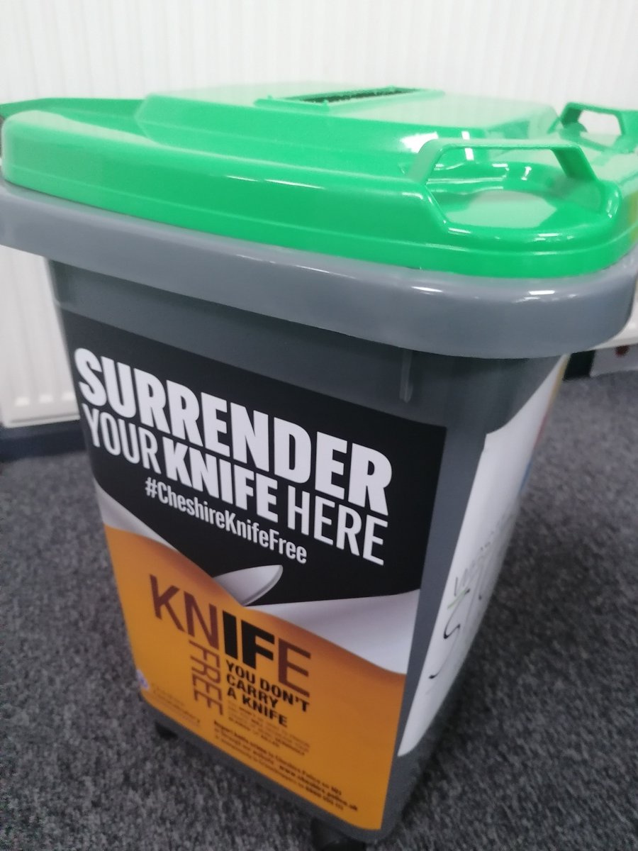 Knife amnesty at St Werburghs Hub off Boswell Ave today at 11am to 12pm.

Knife bin will be just in the foyer.

#OpSceptre 
#SaferStreets 
#HostileToCrime