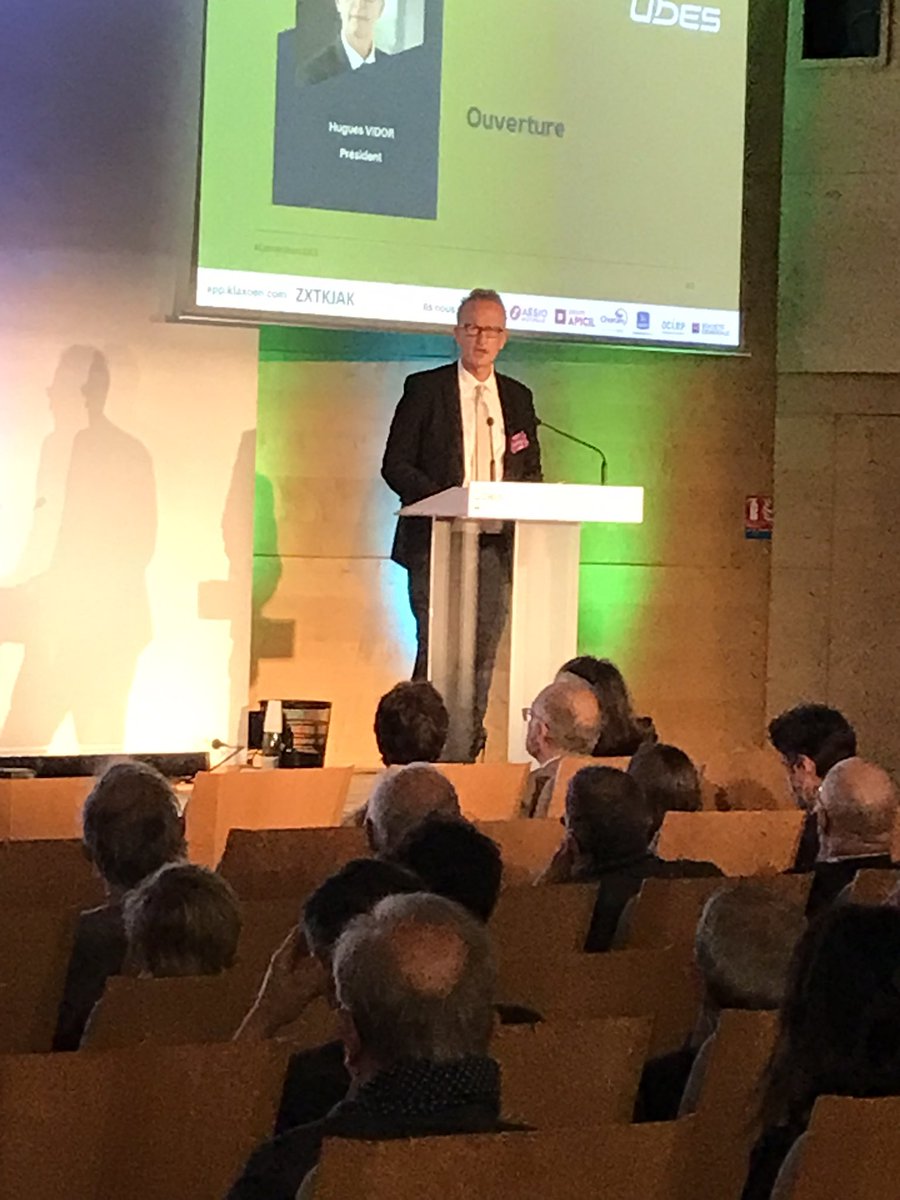 Ouverture de la #ConventionUDES par son Pdt <a href="/HuguesVidor/">Hugues Vidor</a> qui évoque, lors de son introduction, les cas des #aidesAdomicile qui refusent d’intervenir en raison des coûts de déplacements suite à la brusque montée des prix des carburants.