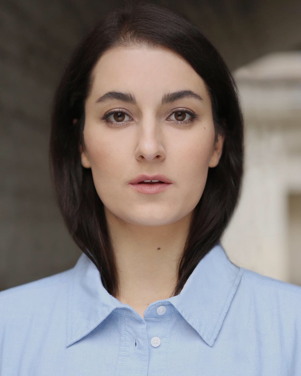 itsmeashwest's tweet photo. New head shots 📸
.
.
.
@DanielleAgency 
@vshowcards 
@network_actor https://t.co/CIIXJWxIWo