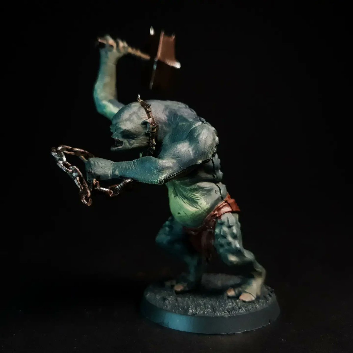 RNDHobbyDude13's tweet photo. #Hobbystreak Day 69 "They have a cave troll!" Loved this mini so much what an excellent way to spend the evening!
#msbg #lordoftheringstrilogy
#gamesworkshop https://t.co/oM2s9Ls52J