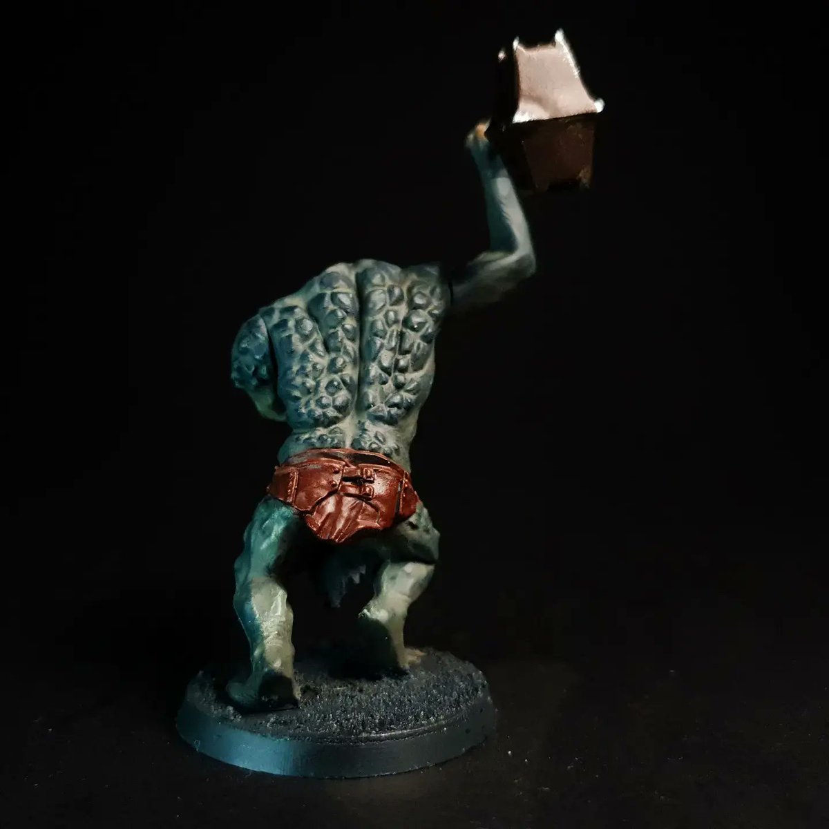 RNDHobbyDude13's tweet photo. #Hobbystreak Day 69 "They have a cave troll!" Loved this mini so much what an excellent way to spend the evening!
#msbg #lordoftheringstrilogy
#gamesworkshop https://t.co/oM2s9Ls52J