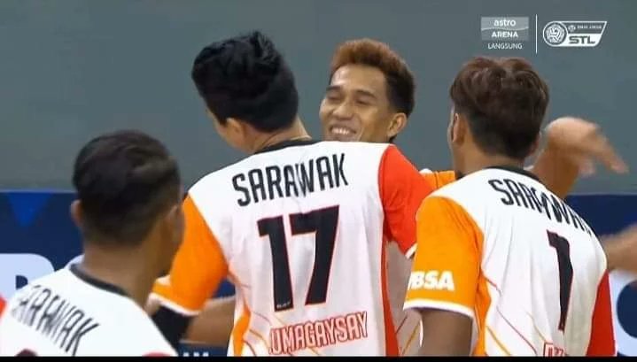 jayveelievers's tweet photo. Panalo Sarawak! 3-1 #MVL2022 @JSumagaysay07 @madzgampong https://t.co/9JcuRXQByf